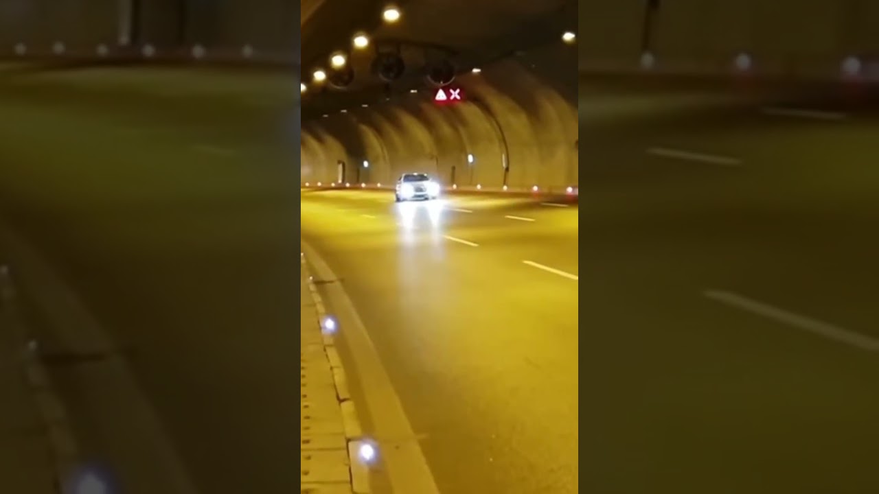 Yamaha R1 tunnel Sound