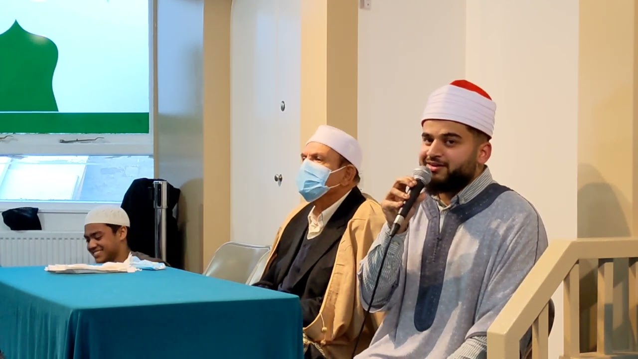 Beautiful Nasheeds by Mikhaeel Mala at Darul Ummah