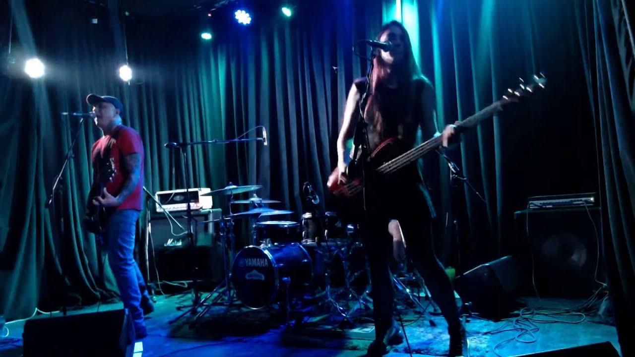SATELLITE RUSO en directo desde Strummer Bar