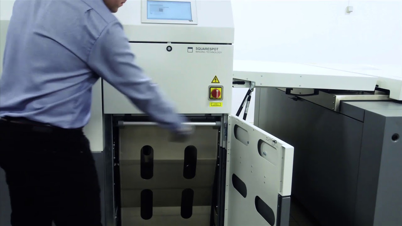 Dispositivo MPL (Multi-Pallet Loader) per il sistema CTP KODAK MAGNUS Q800