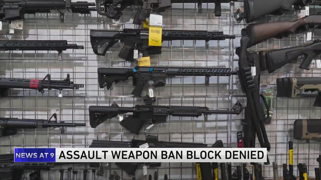 Supreme Court lets Illinois keep ban on sale of some semiautomatic guns for now