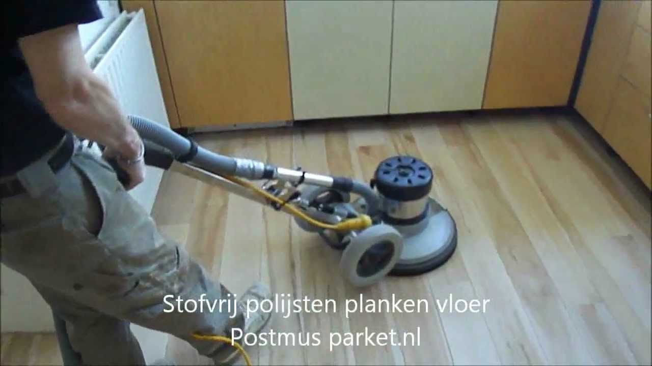 Maple vloer schuren, v-groeven schoonmaken en polijsten