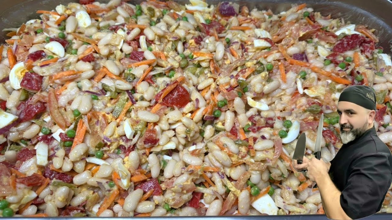 ES MUY PELIGROSO COMER ESTA ENSALADA, ¿SABES EL  PORQUÉ?.