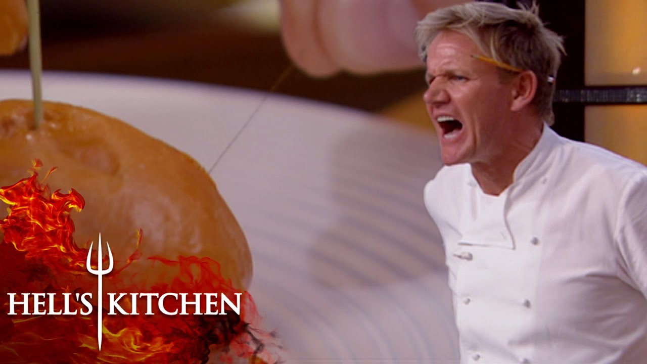 Customer Finds A HAIR In Her Food | Hell's Kitchen