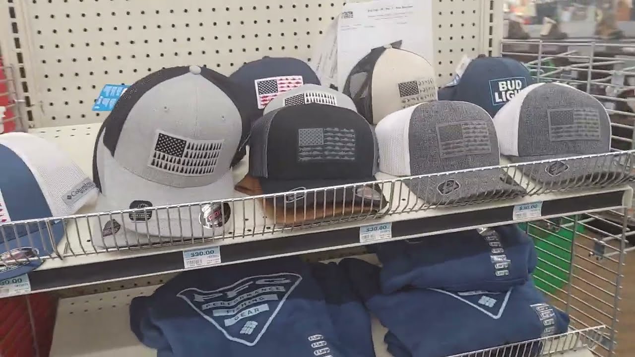 out at Tractor Supply checking out some deals on knives and stuff