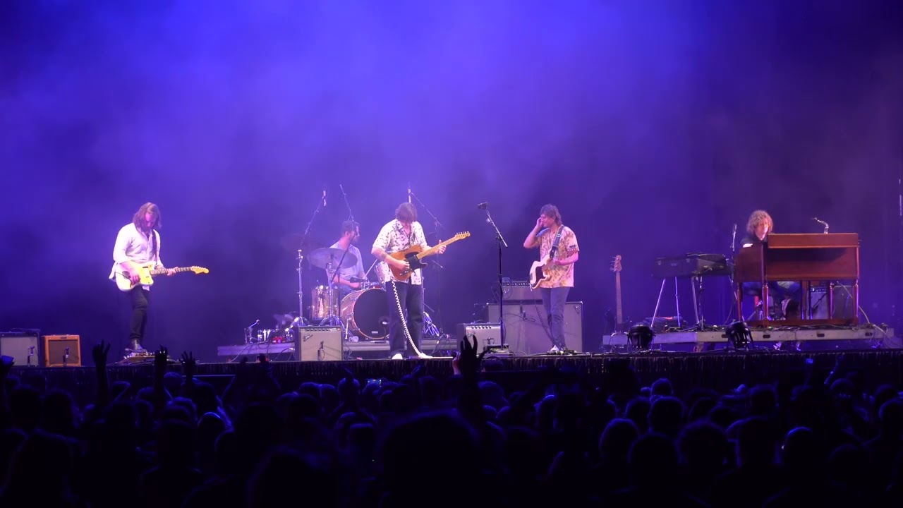 STURGILL SIMPSON-MIDNIGHT RIDER into WELCOME TO EARTH (Pollywog)/Dead Ahead, Cancun 1-11-25