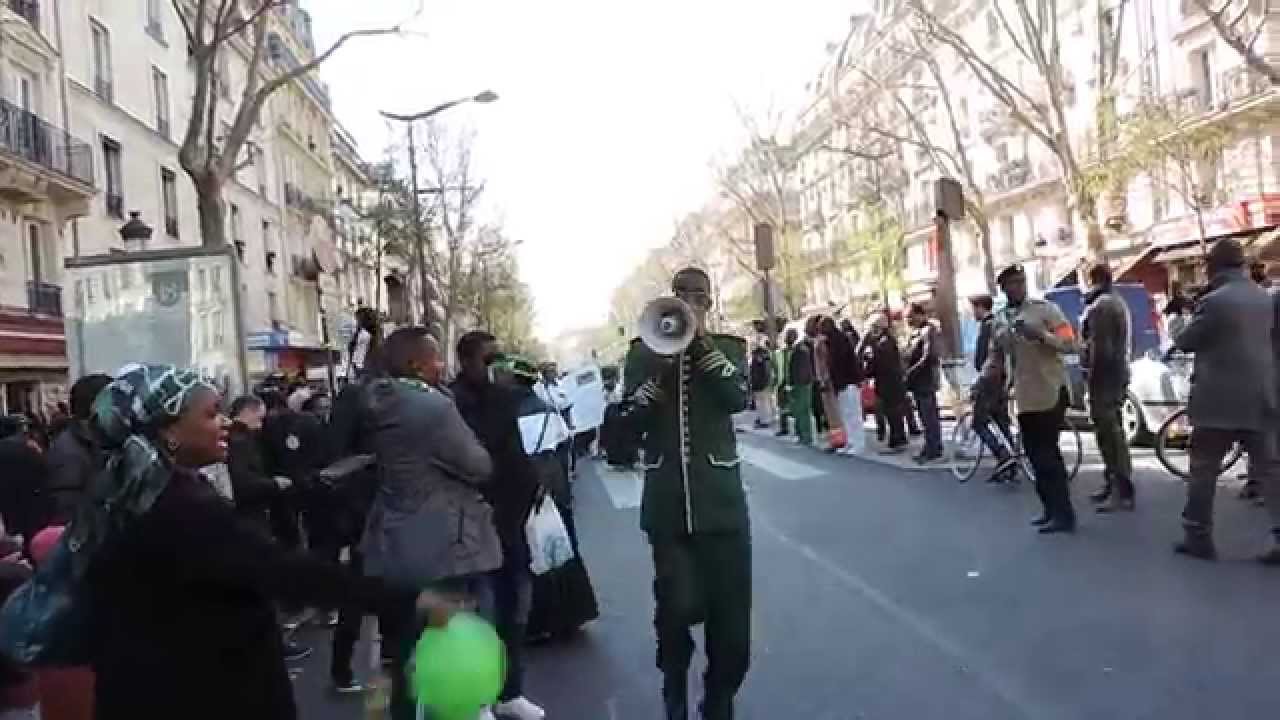 Ambiance de la marche kimbanguiste le 6 avril 2015
