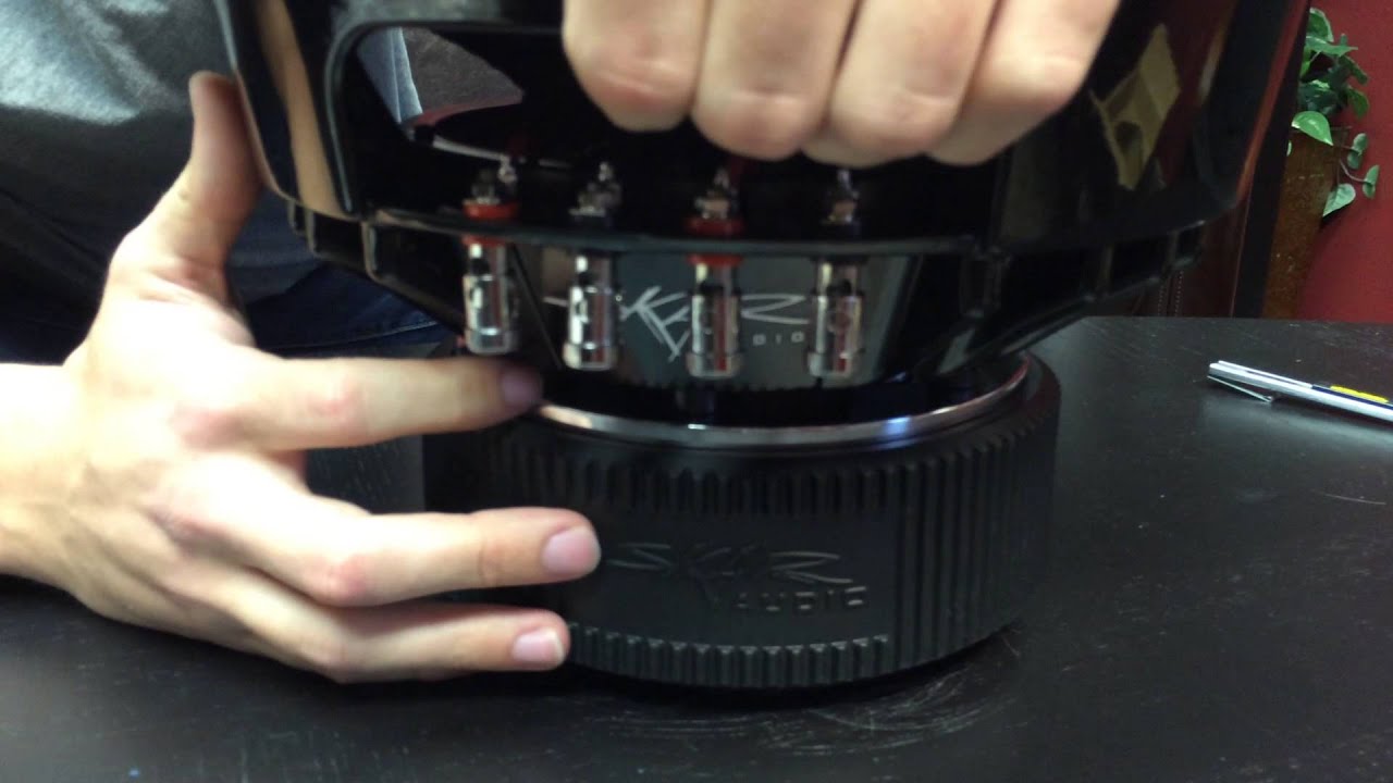Skar Audio VVX-12v3 Unboxing Video