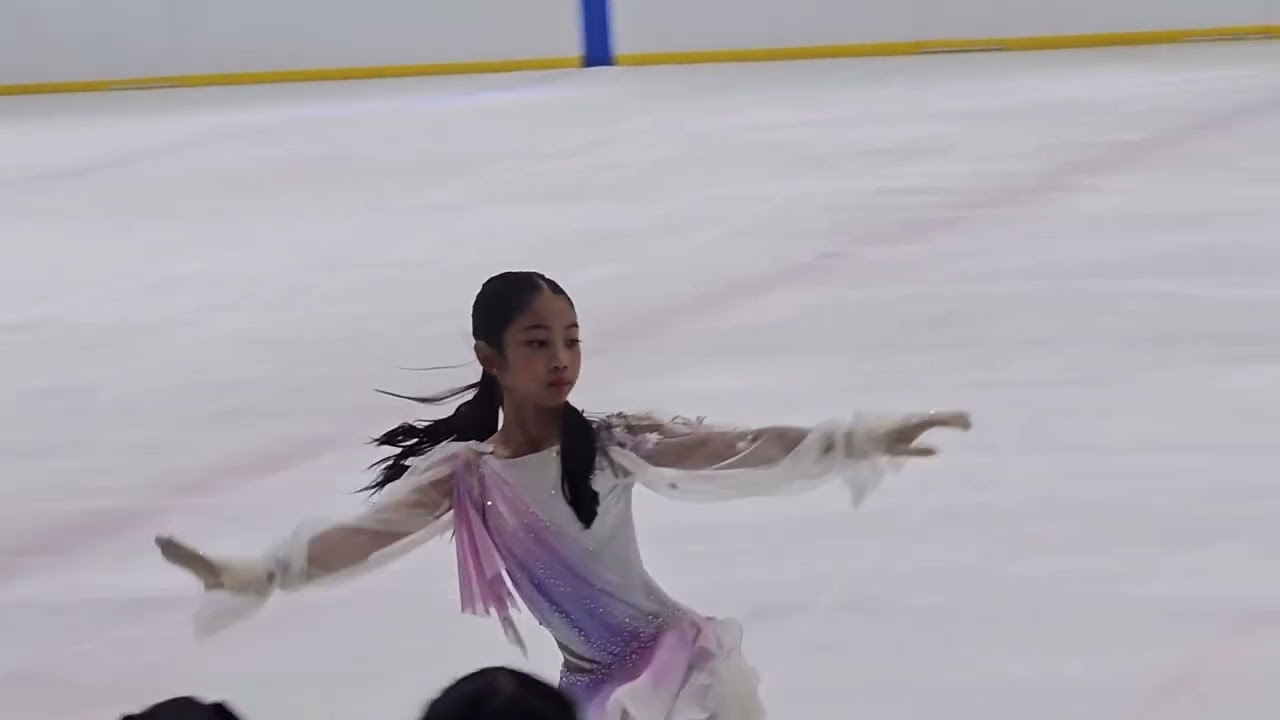 ISU Thai national test Level4Chomphuping Rintaka #babyangelirisonice #skating #iceskating #iceskater