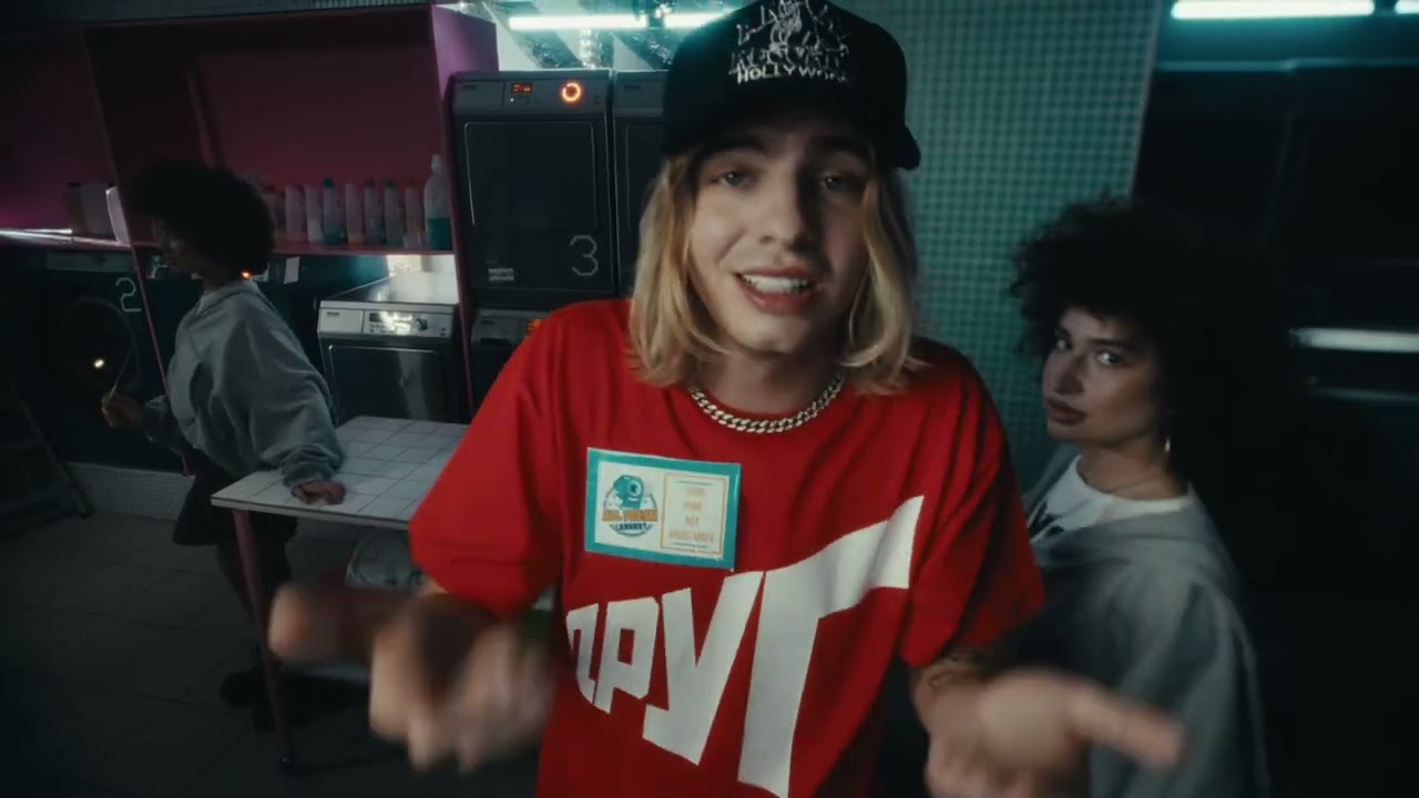 ARUSTAMOV, MAYOT - ПАРАНОЙЯ! (Official Music Video)
