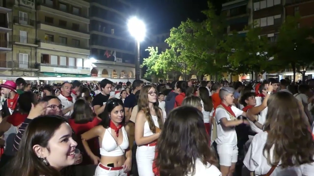 Gaiteros de Estella. Baile de la era. Fiestas de Estella, 2023-Sábado