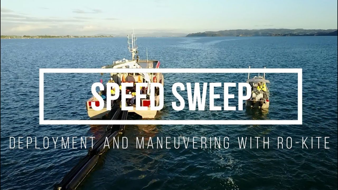 DESMI SPEED SWEEP Deployment with Ro-Kite - Oil Containment Booms in action