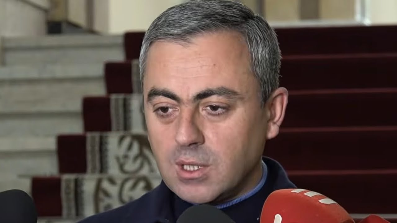 Տո՛ գողն էլ եք դուք, թալանչին էլ եք դուք, էս ո՞ւմ հետ եք մեզ համեմատում.  Իշխան Սաղաթելյան