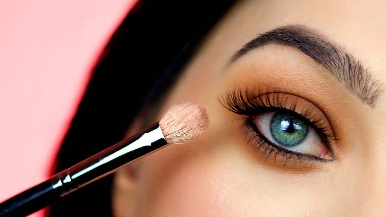 Prominent Eye Makeup Tips For Beginners