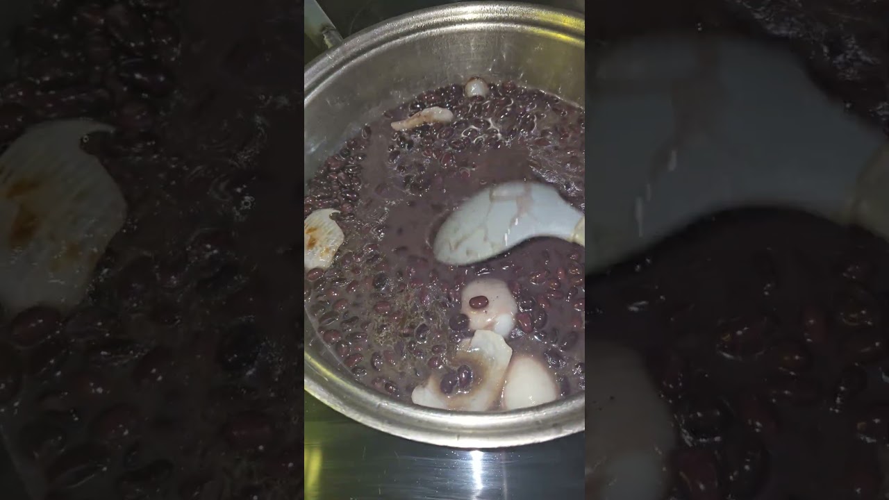 Unos frijoles guisandos #food