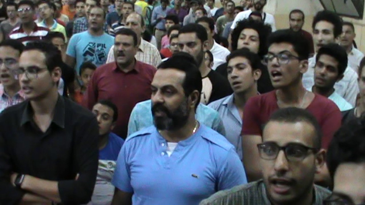 الفنان فريد النقراشى مع الشباب و تمجيد شهداء طنطا الابرار