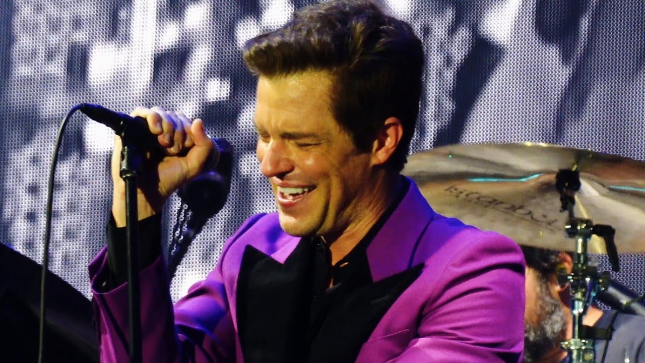 The Killers - The Whole Of The Moon Cover in Edinburgh, Scotland 2023 (4K)
