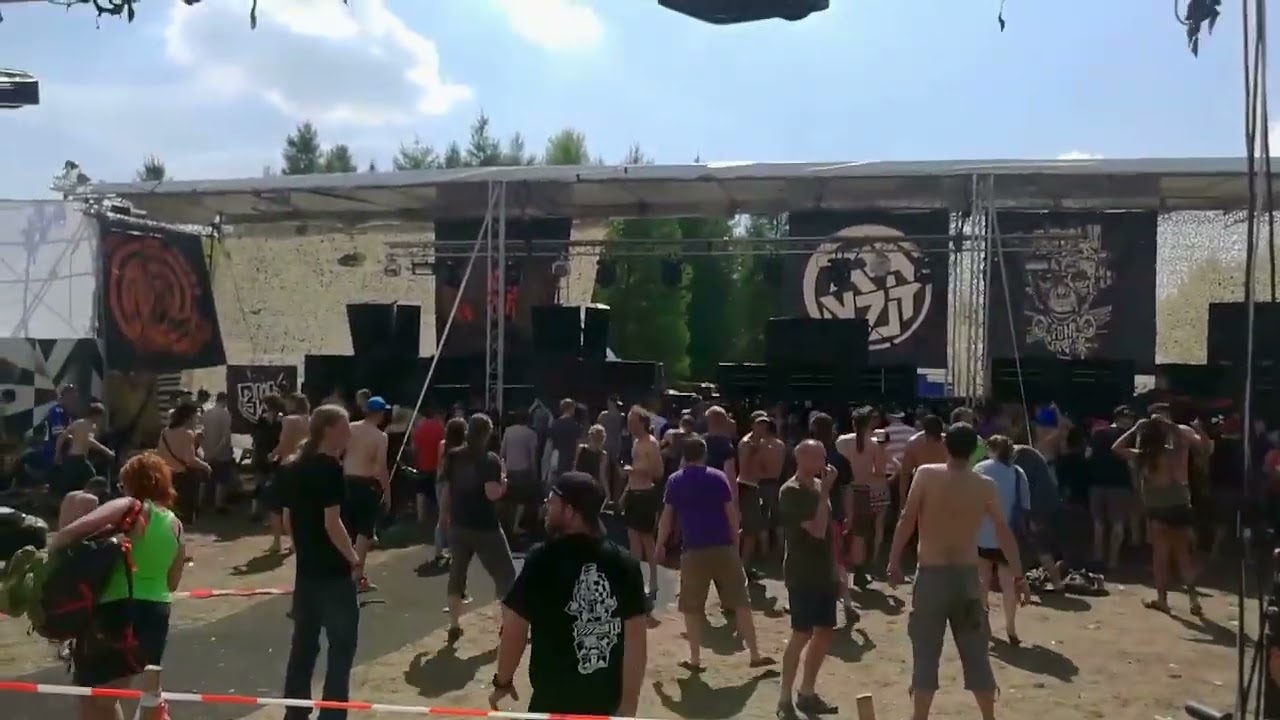 Acid Wave // Live Czarotek 2k18