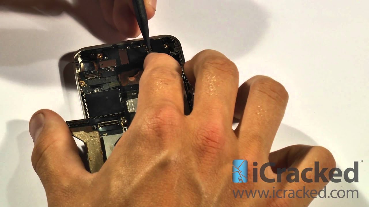 iPhone 4 (Verizon / CDMA) Screen Replacement (PART 2) - iCracked.com