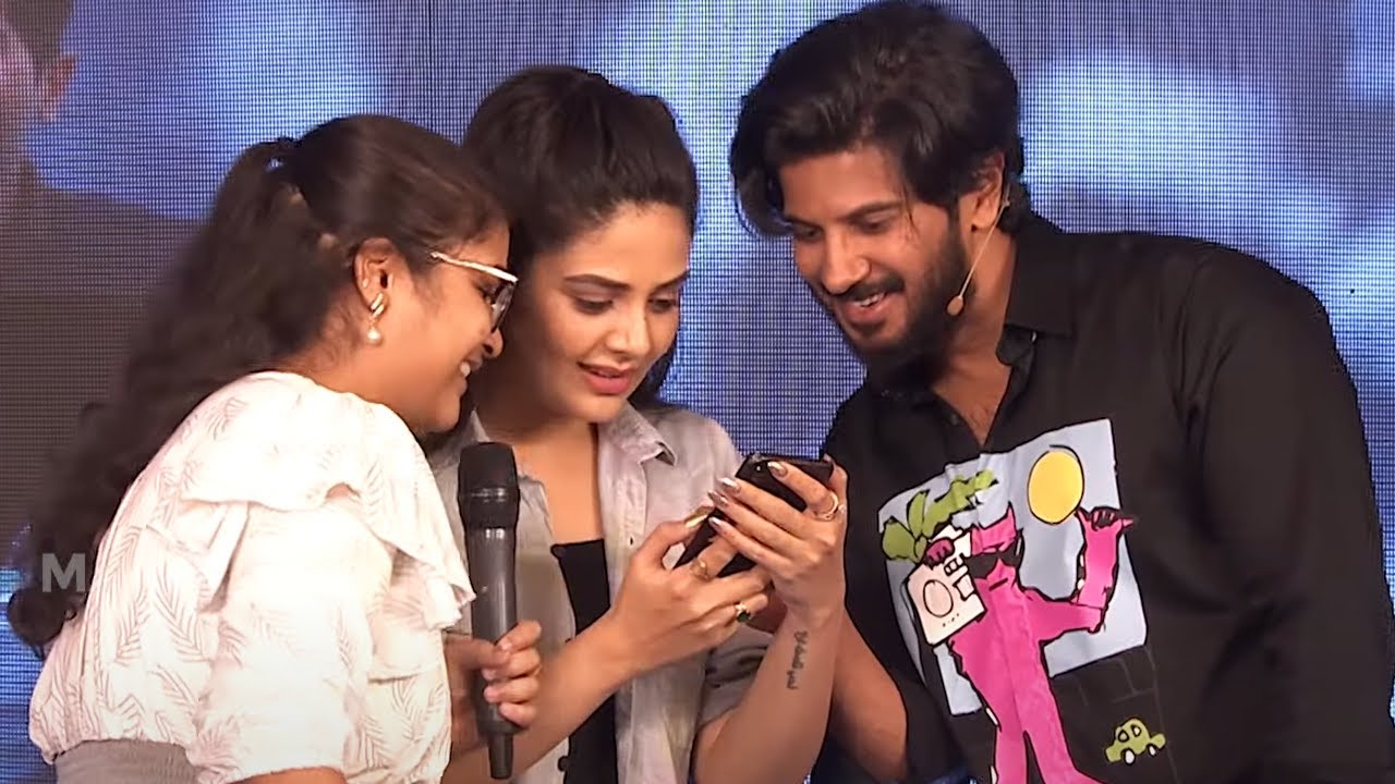 Dulquer Salmaan Interaction With His Fans | Super Fun | #DearRam | #Sitaramam | Sreemukhi