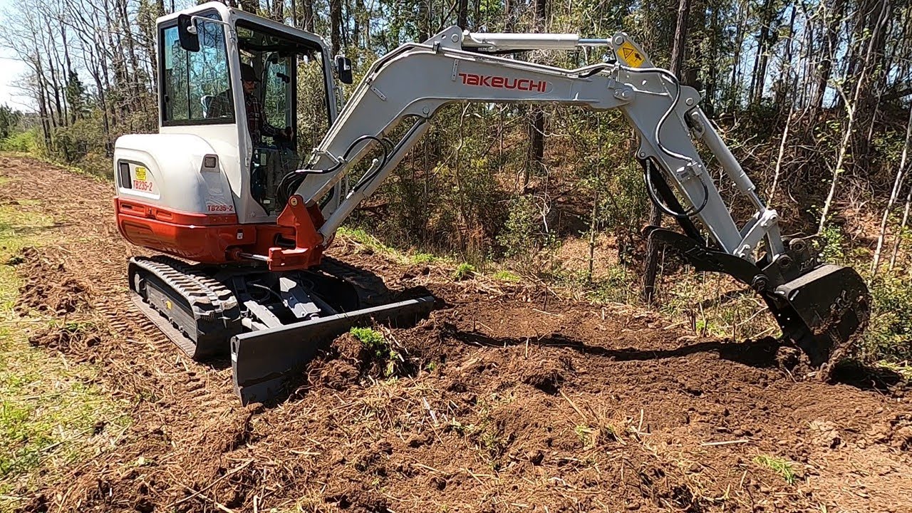 KUBOTA U55 IS DOWN! Takeuchi TB235-2 To The Rescue?!