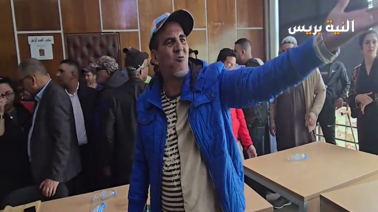 نايضة في دورة جماعة المحمدية .. مواطن دخل نيشان عند آيت منا و ها شنو قاليه