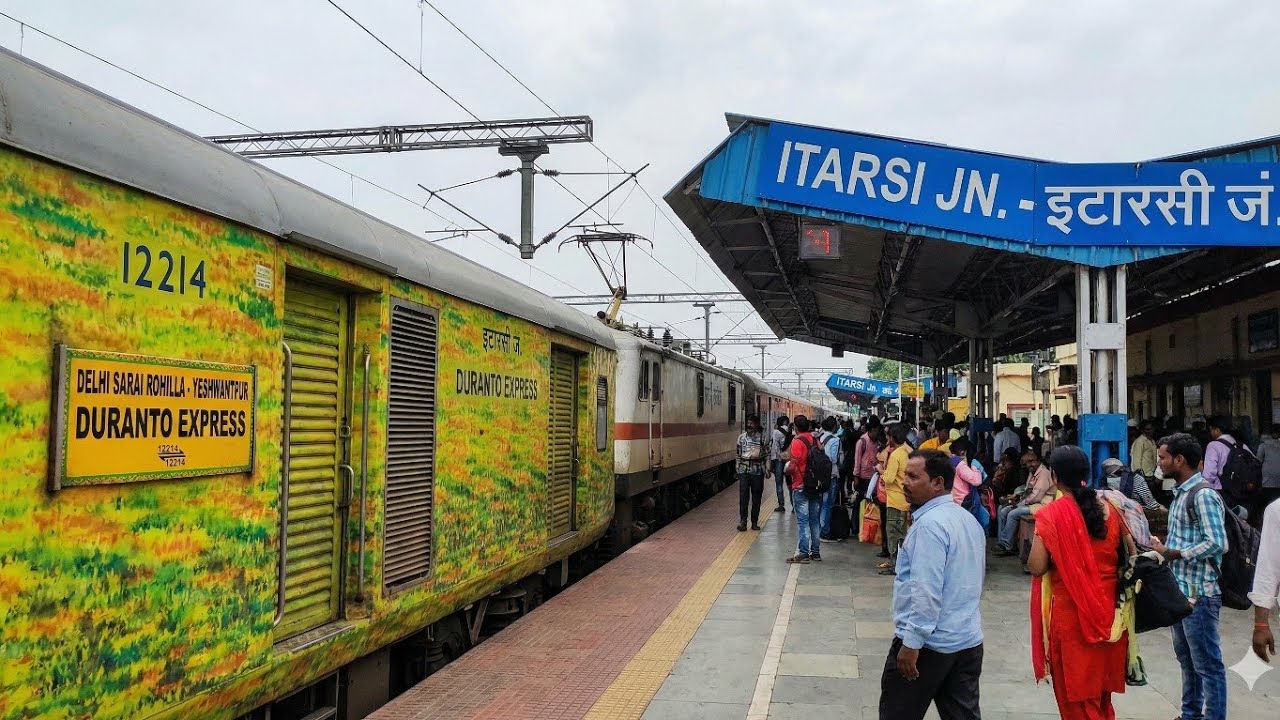 yeshwantpur duronto का इटारसी जंक्शन पर शानदार आगमन 