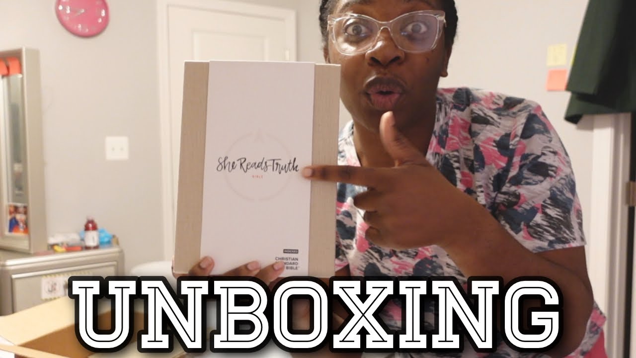 She Reads Truth 📖⎮Unboxing⎮Bible Version
