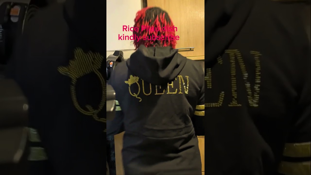 How to prepare delicious,mouth watering rice pilau dish.Consider subscribing.#cooking #passion.