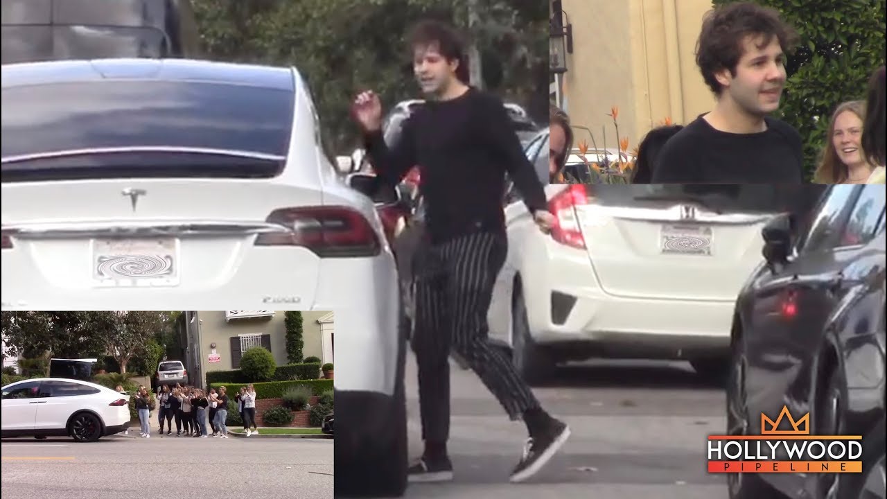 David Dobrik and College Girls Sing Along With Justin Bieber at UCLA