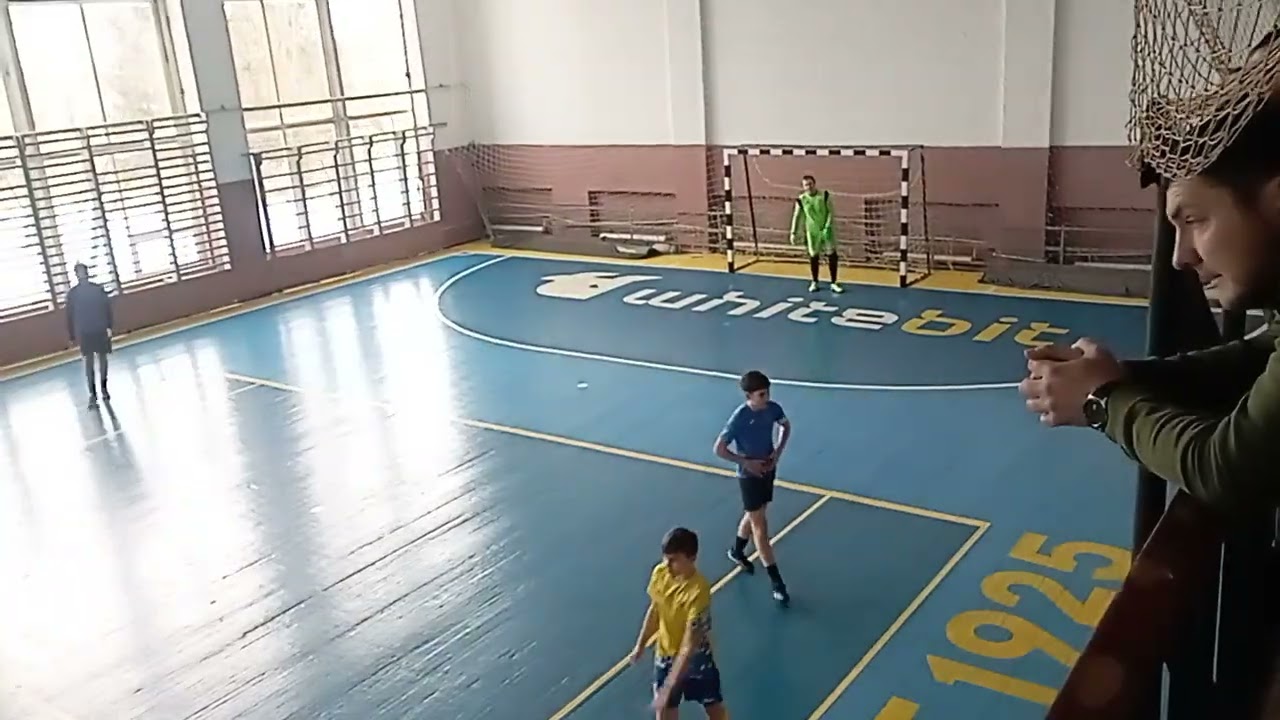 ДЮСШ ХФТІ (2011/12)- TeamS . 2:4. 10.01.26