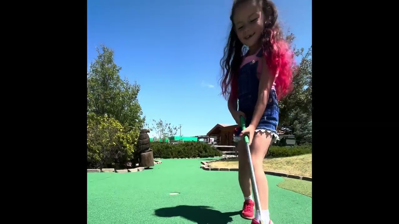 Come play putt putt with me and Custard, South Dakota 
