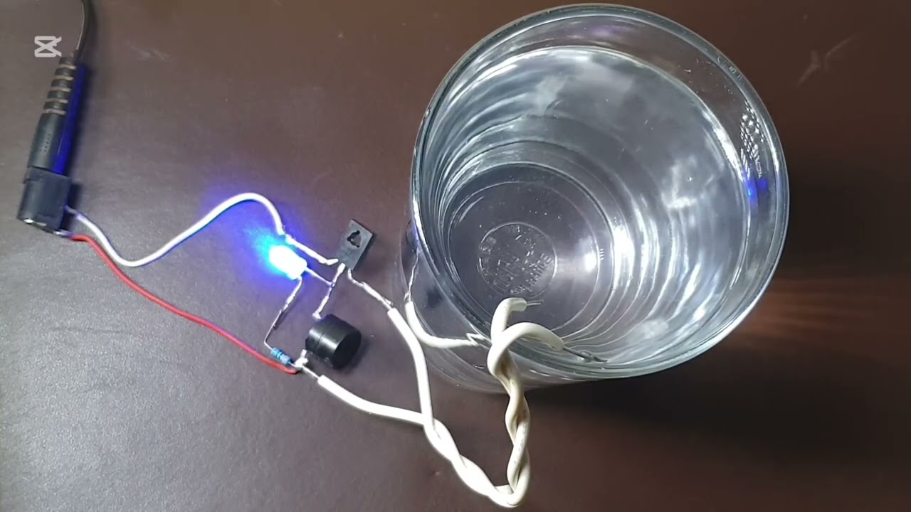 Comment fabriquer un capteur de niveau d’eau pour votre maison.