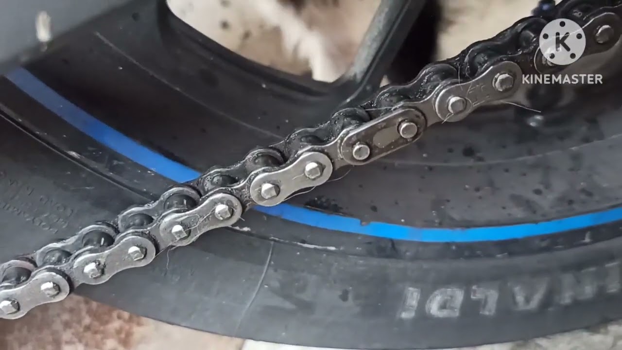 Como tirar a emenda da corrente da MOTO. Bem explicado e fácil de fazer - FAZER 250