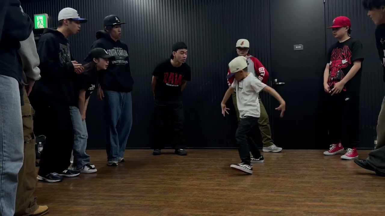 La Viviendo Vol.X - Kid Lion Heart vs Eito