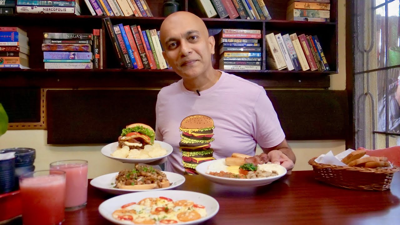Eating An Enormous Breakfast At HOLE IN THE WALL CAFÉ|Bangalore’s MOST Popular Eggs Breakfast Spot!