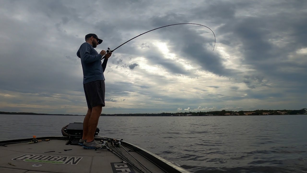 Fishing a 3 HOUR Night TOURNAMENT! (Lake Tarpon)