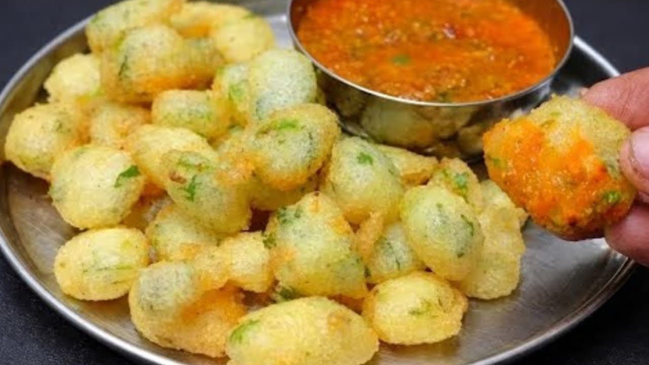 इडली डोसा भूल जाएंगे जब सिर्फ 10 मिनट में चटाकेदार नया नाश्ता बनाएंगे । Semolina breakfast recipes