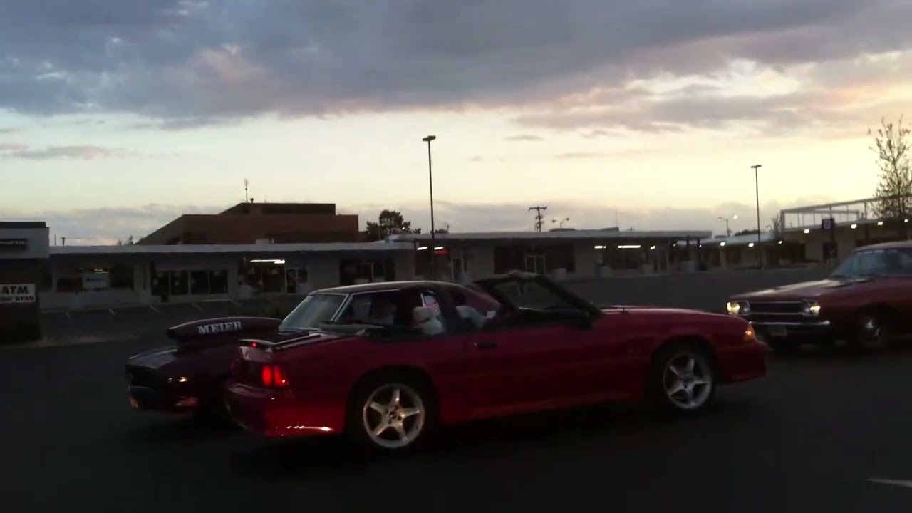 TOPEKA KANSAS CRUISE NIGHT MUSCLE CAR NIGHT OUT