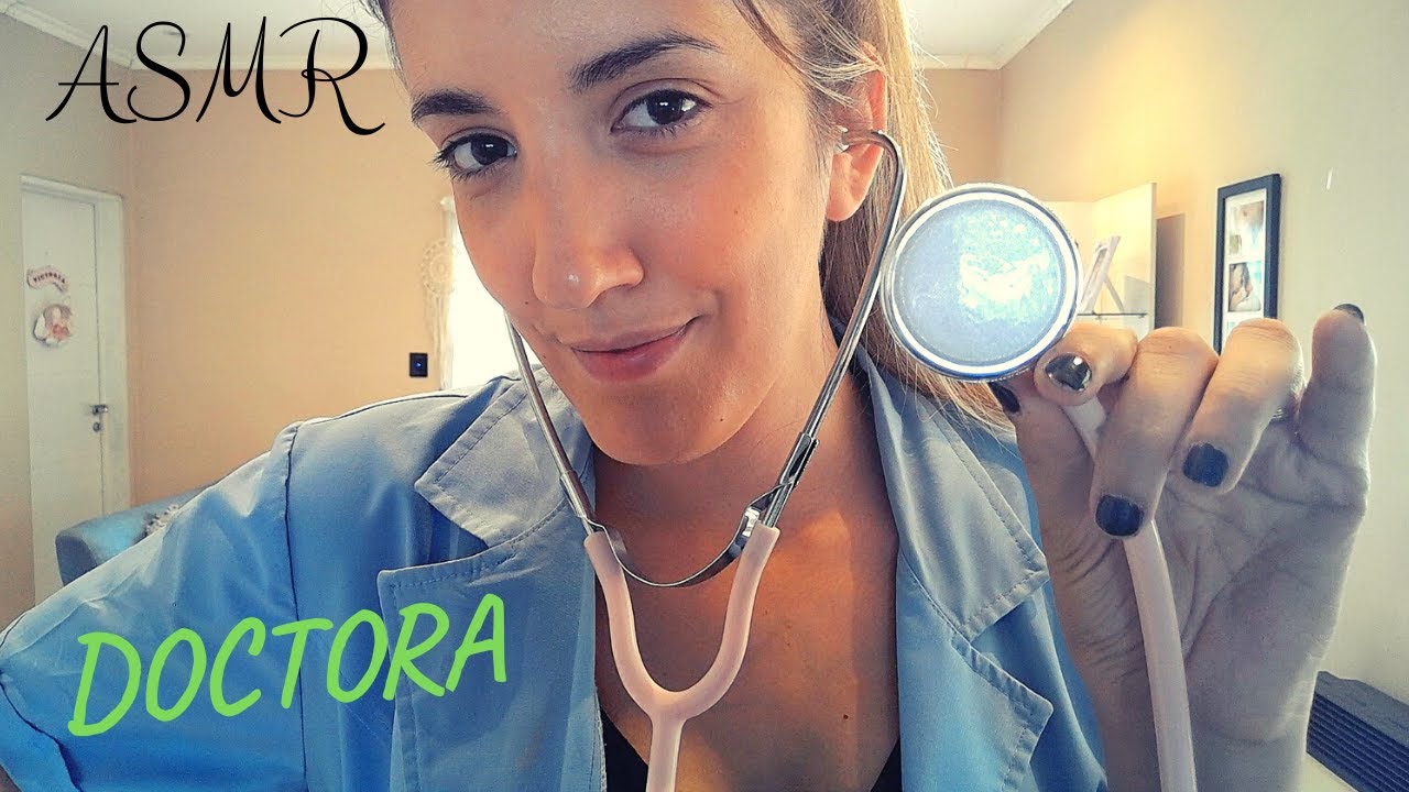 ASMR en español - RP DOCTORA - INYECCIÓN aplicación en soft spoken