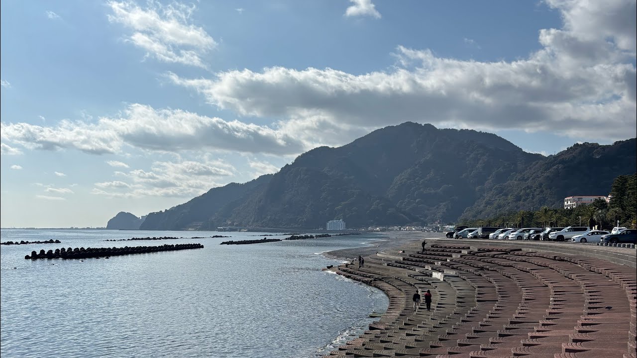 【XMAX】大崩海岸海上橋を激走❗️人気の用宗エリア探索♪ スタートは日本平パークウェイ👍