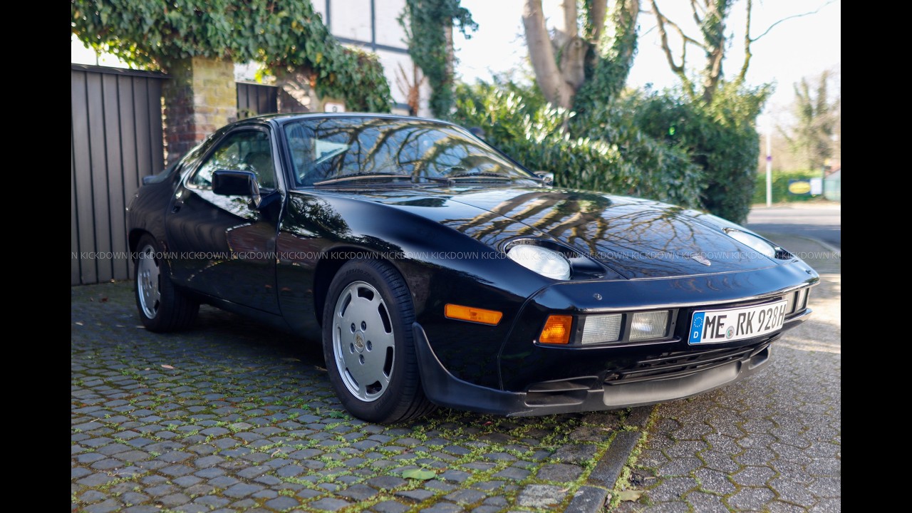 Porsche 928S (1984) - Walkaround, Interior, Engine & Sound
