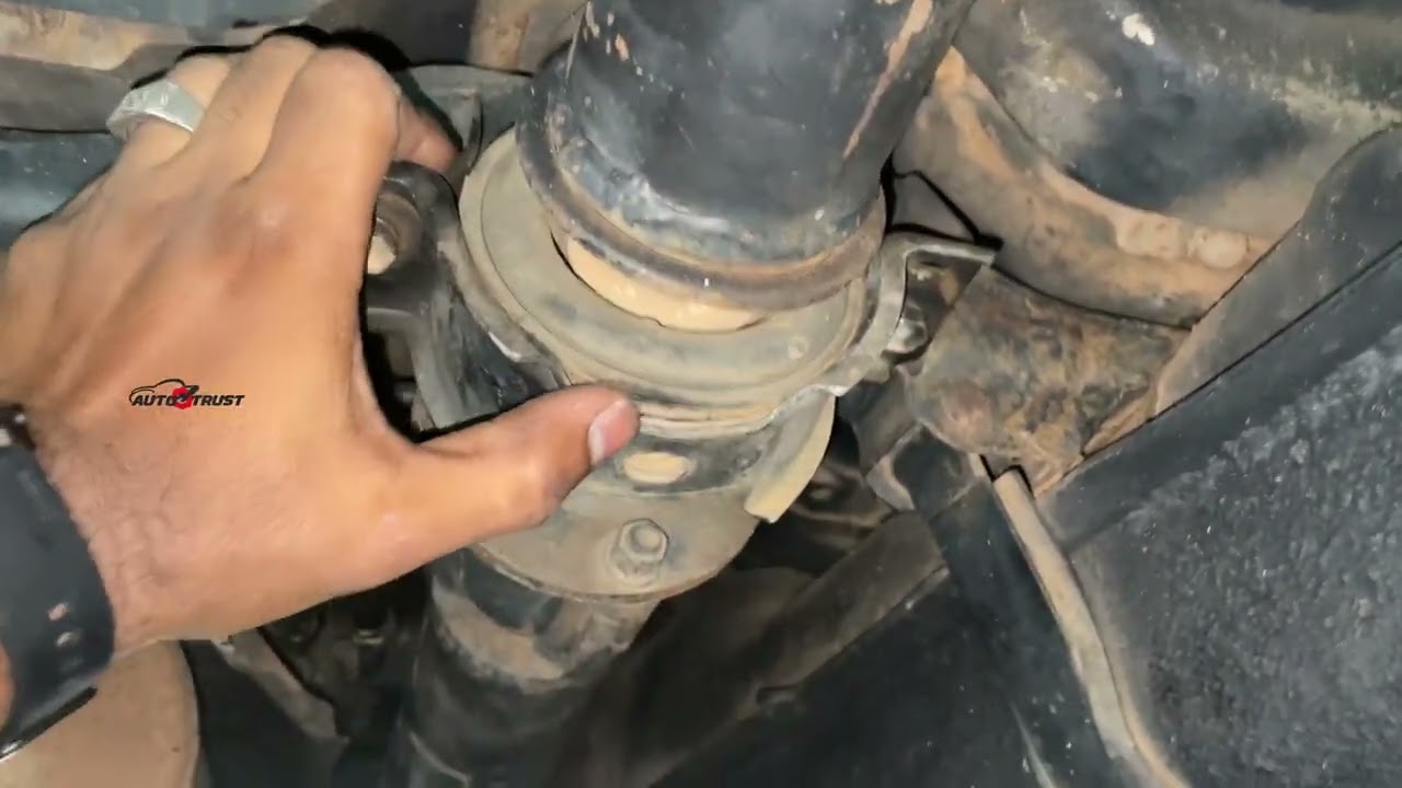 TOYOTA INNOVA under body sound | kada kada sound | @autotrusttechinicaltips