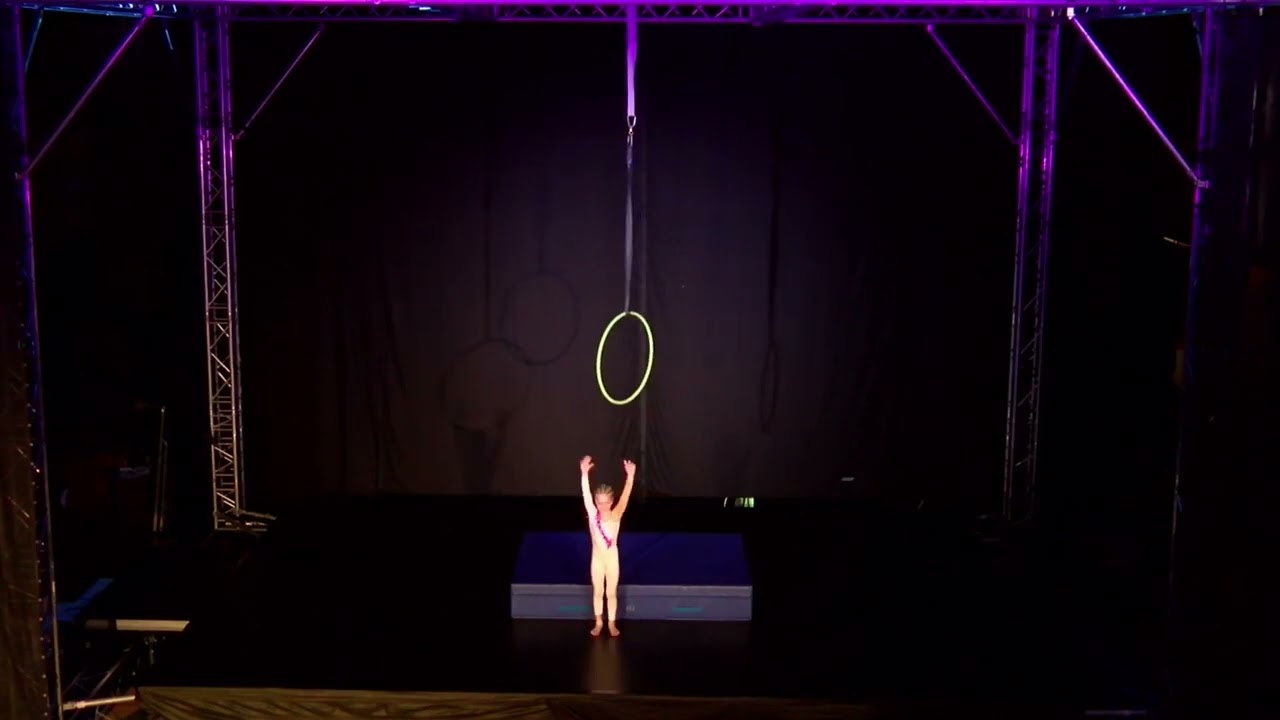 Fojtíková Anita 2 místo Winter Cup 2026 AERIAL HOOP KIDS 6 8let