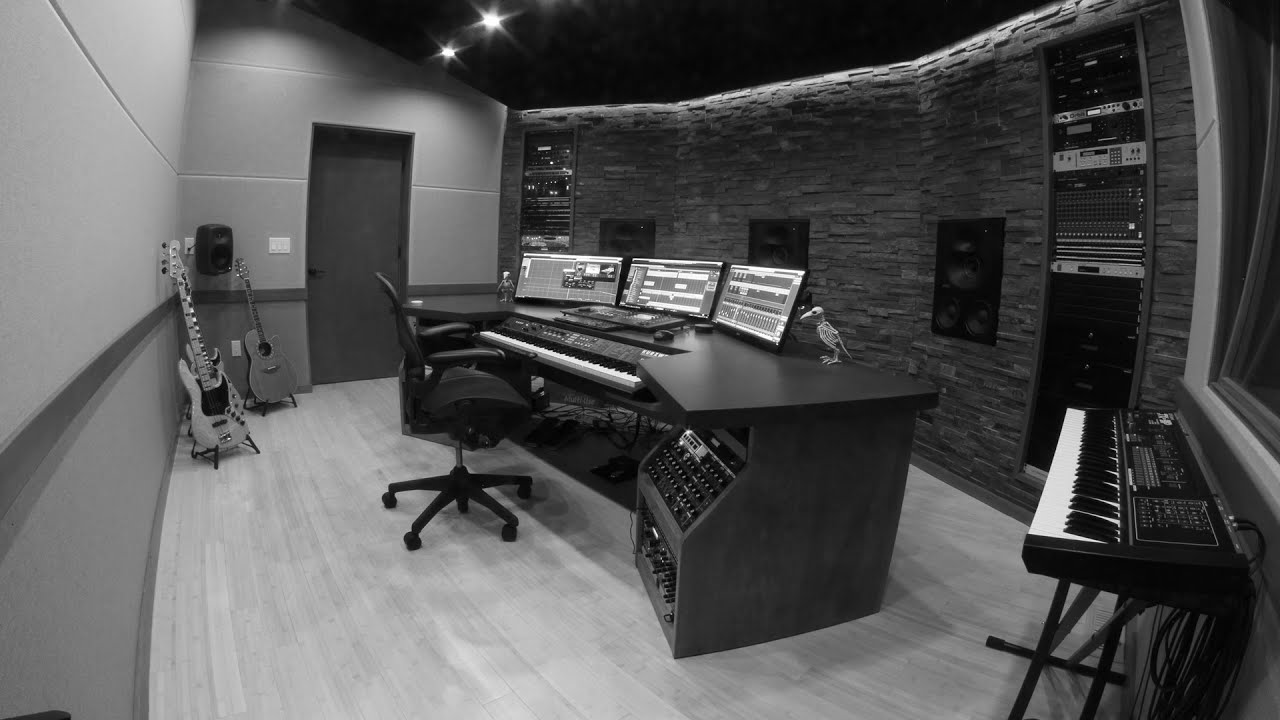 Kurzweil MIDIBoard Music Production Desk Custom Build (Timelapse)