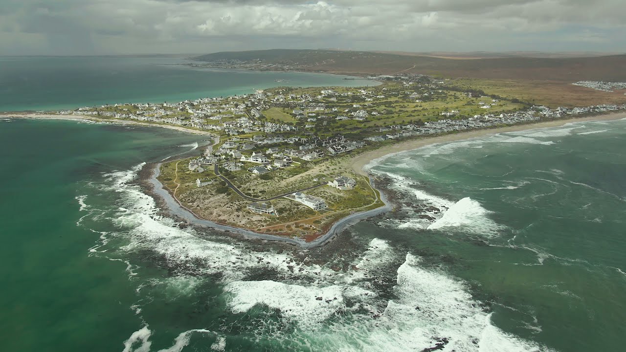 Shelley Point Private Peninsula Estate