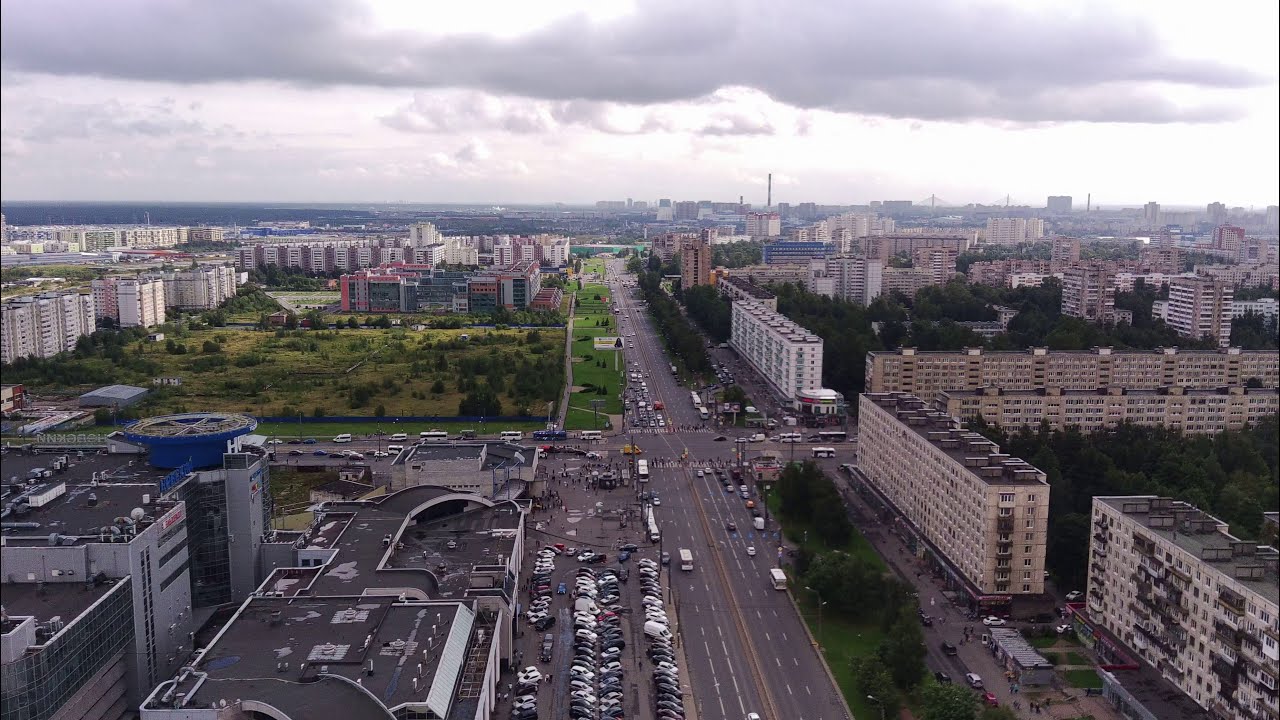 Проспект Большевиков. Август 2020.