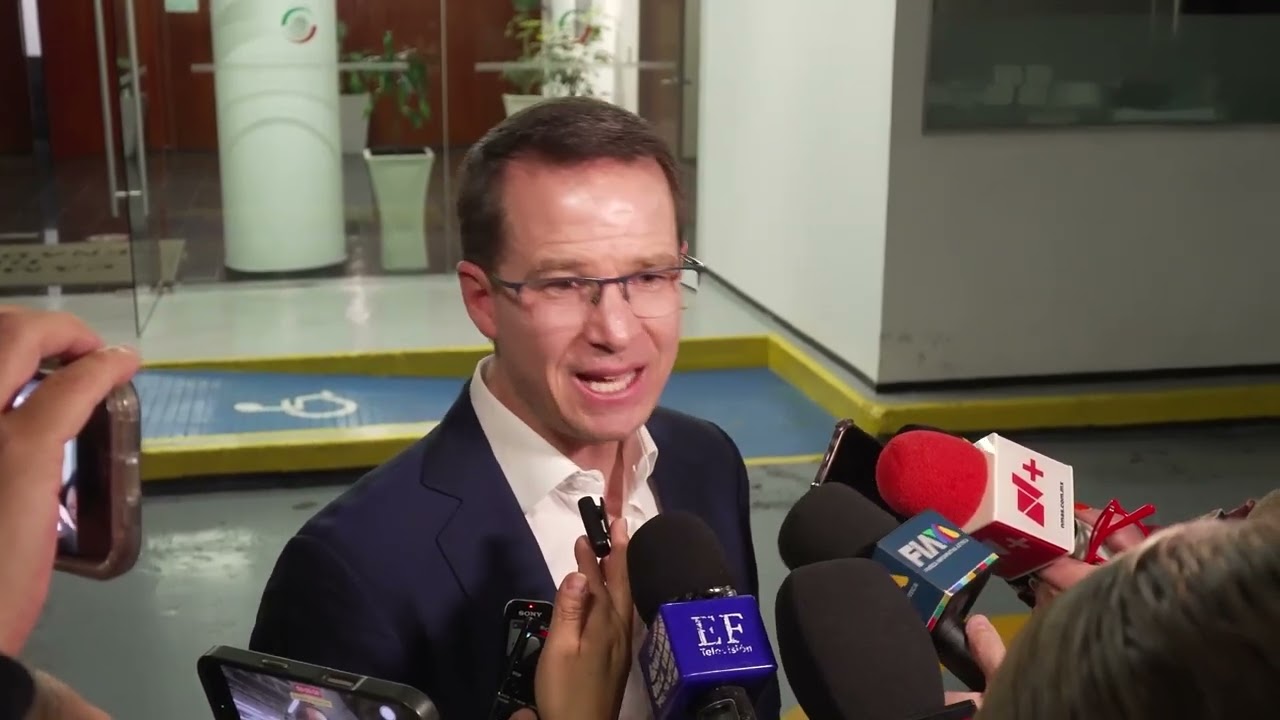 Entrevista al coordinador del GPPAN, Ricardo Anaya Cortés, previo a la reunión de la Jucopo