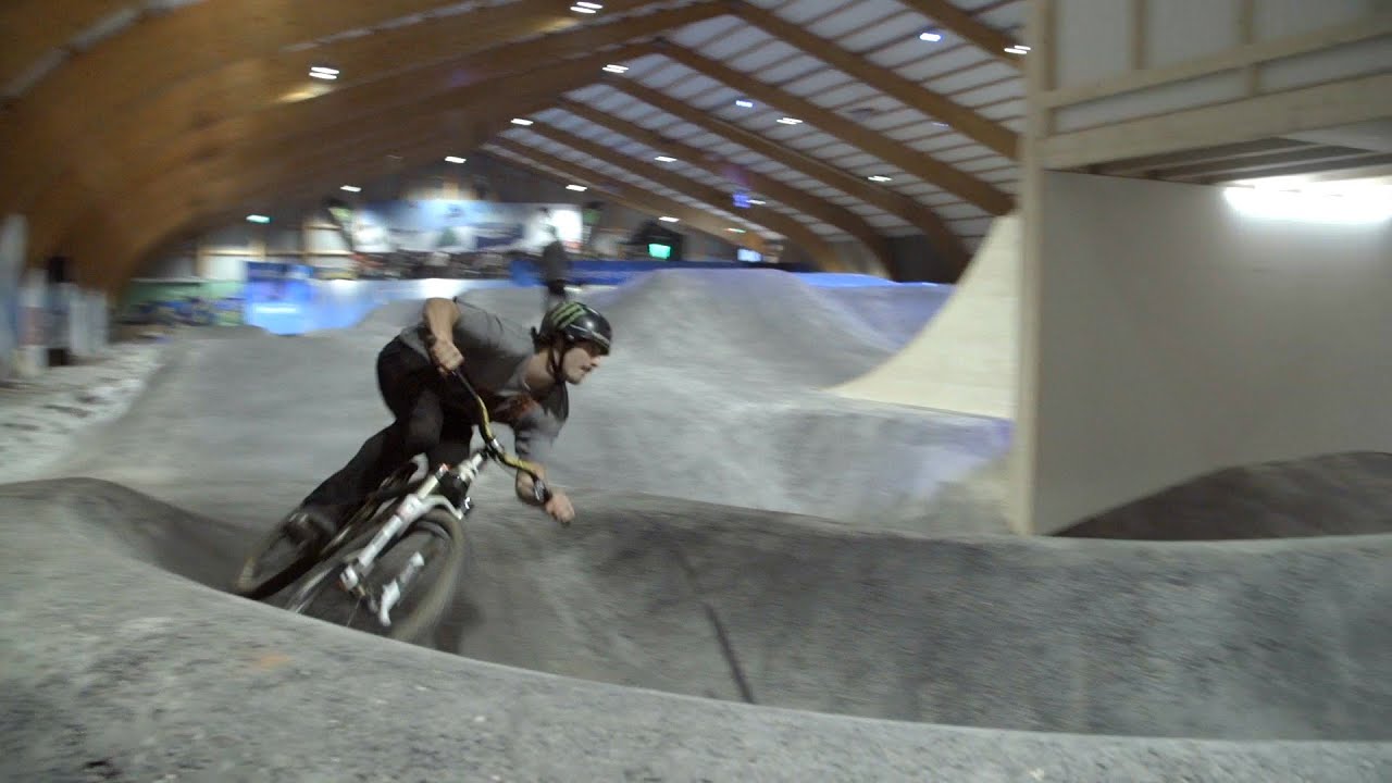 Indoor Bikepark in Pf&auml;ffikon Z&uuml;rich - Official Opening Video