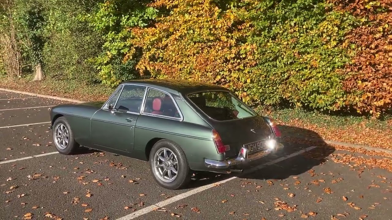MGB GT - CCHL - Aston Green  - Mulberry red trim